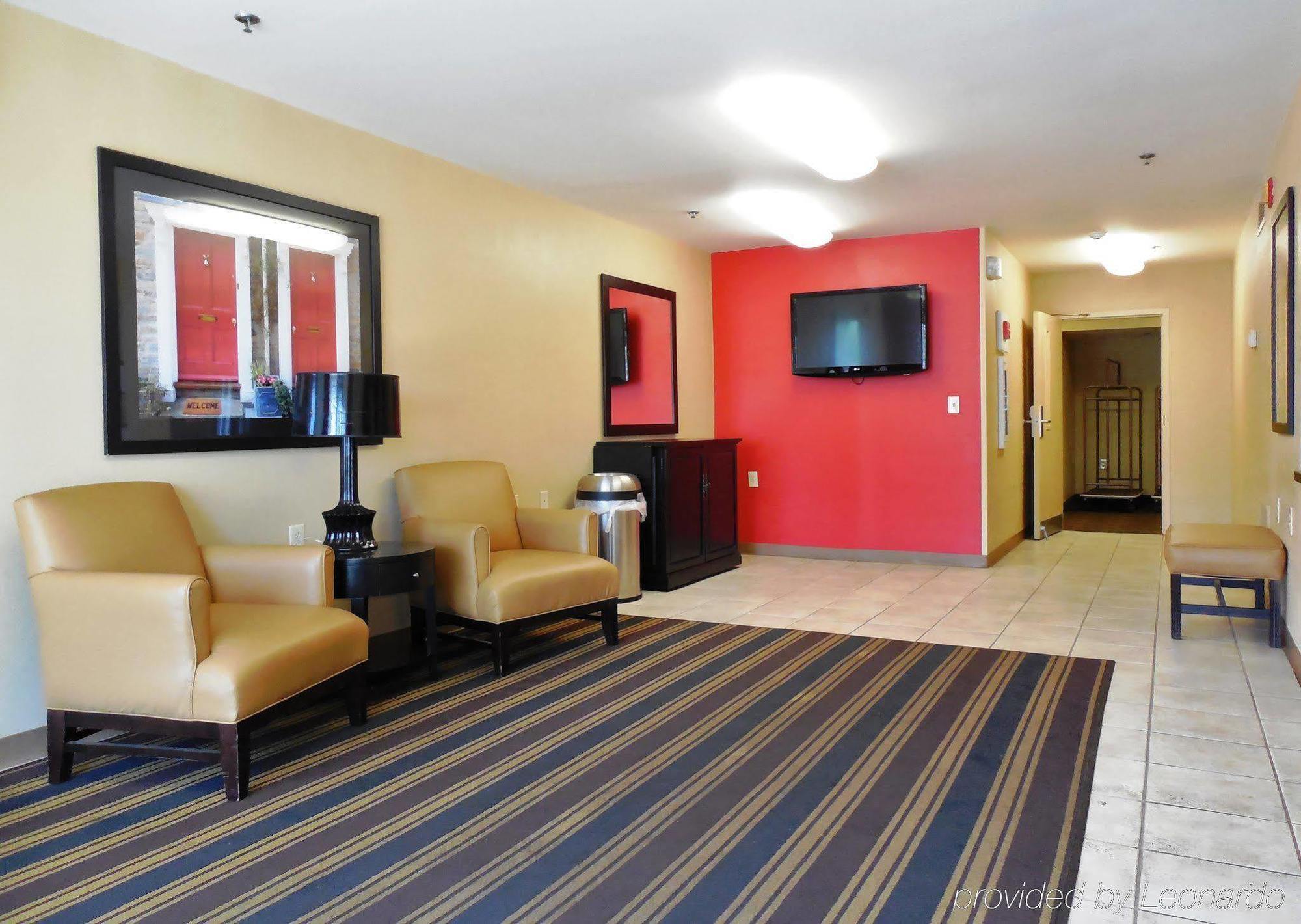 Extended Stay America Select Suites - Rockford - State Street Экстерьер фото