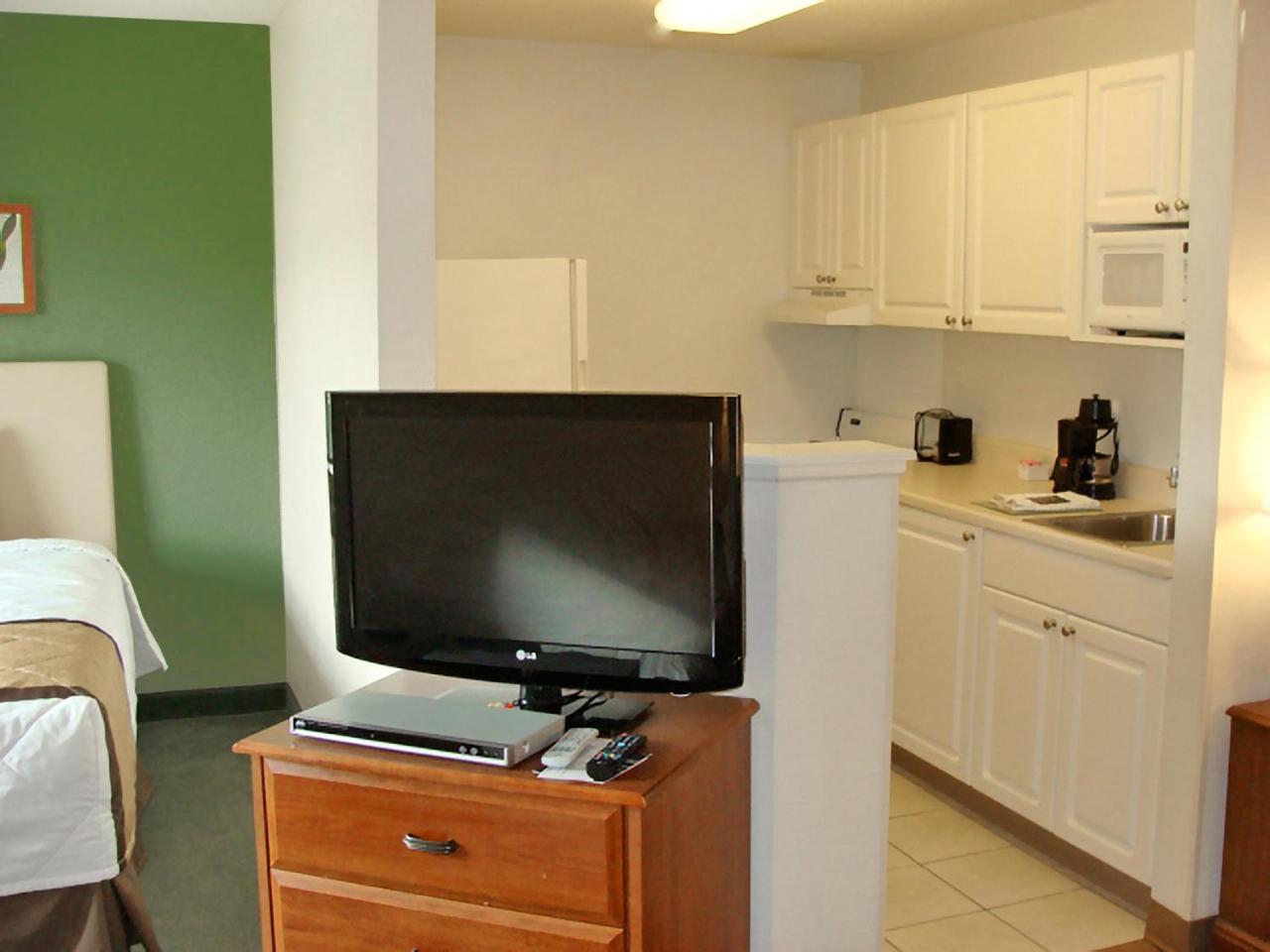 Extended Stay America Select Suites - Rockford - State Street Экстерьер фото